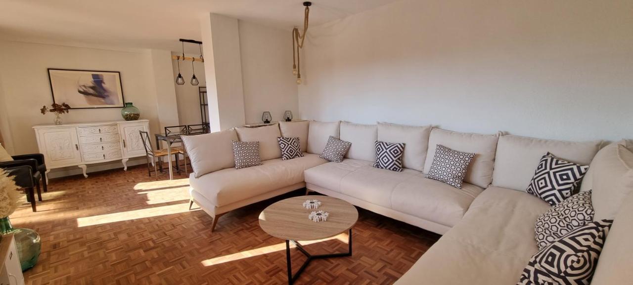 Flor De Nieve Apartment Jaca Exterior foto